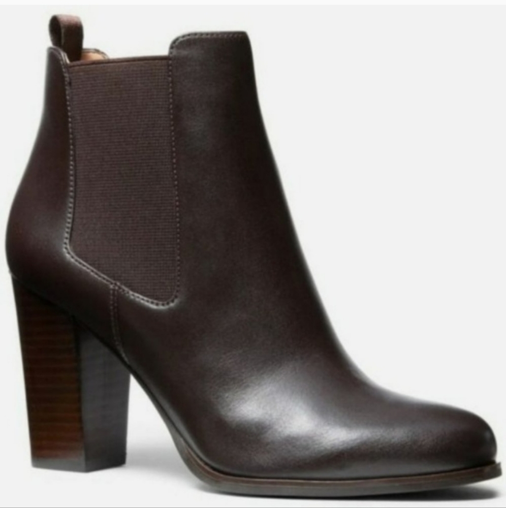 Michael Kors Lottie Booties Chocolate 10 - Picture 1 of 4